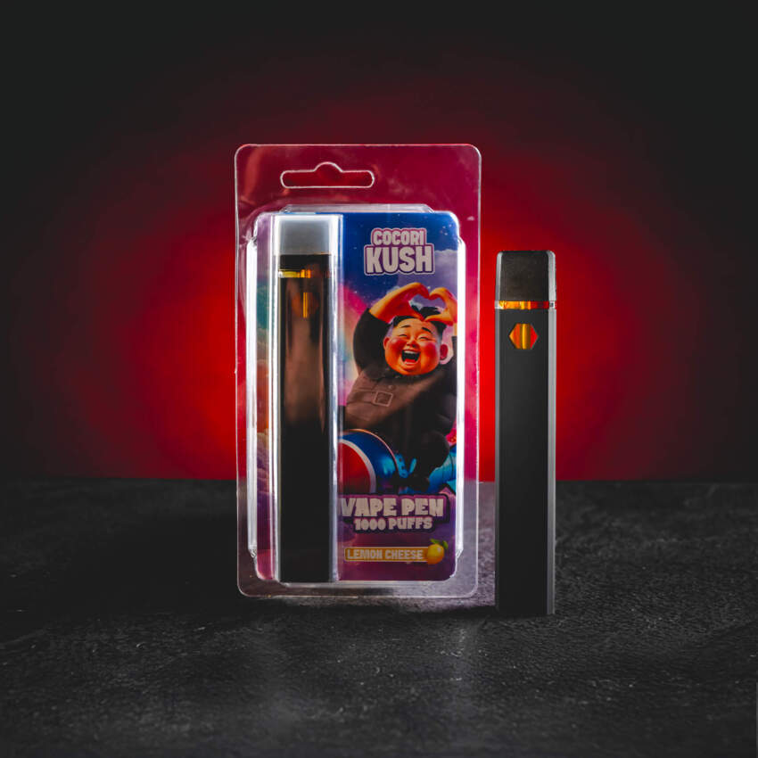 HEC10 Vape Pen Lemon Cheese verbindet intensive Zitrusnoten von Zitrone mit charakteristischem Käsearoma, schafft ein komplexes und vollmundiges Geschmacksprofil, moderne HEC10-Formel und einen starken, strukturierten Sammlereffekt mit tieferer Entspannung. complex en vol smaakprofiel, moderne HEC10-formule en een sterk, gestructureerd verzameleffect met diepere ontspanning composición moderna HEC10 para un efecto intenso y equilibrado, euforia limpia combinada con relajación agradable y un final de sabor l
